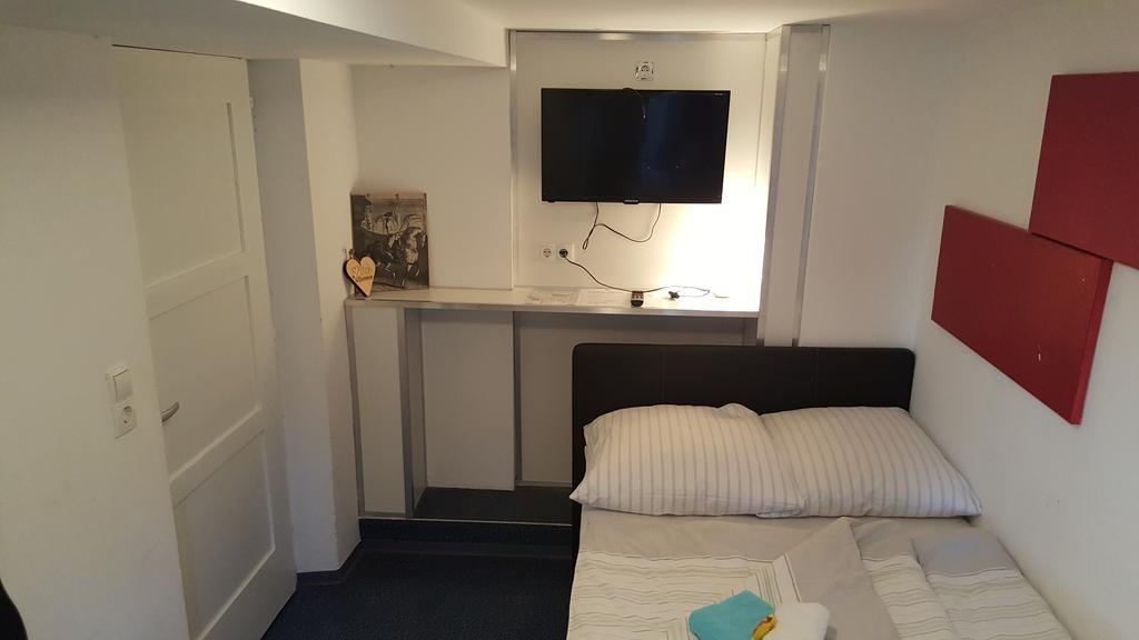 Hostel Villa Viva Bregenz Ngoại thất bức ảnh